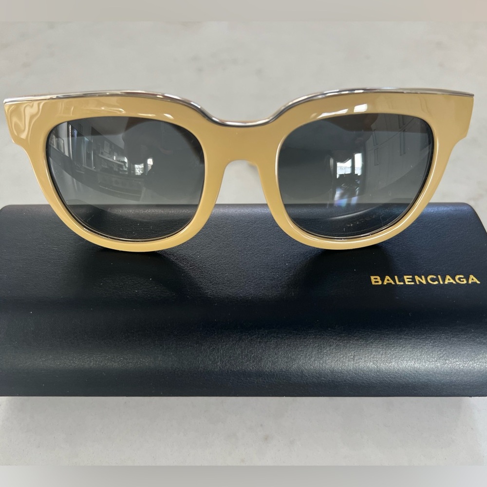 Balenciaga BA 60-45B SUNGLASSES. Gradient grey lenses. NEW. Made in Italy.